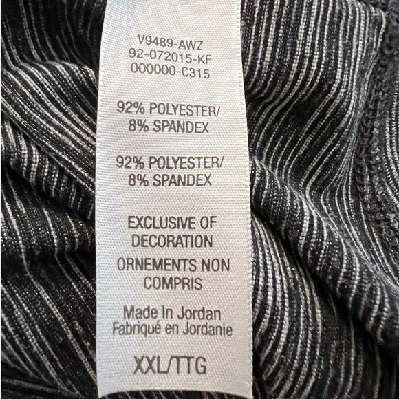 Champion Women's Duo Dry Top Size XXL in Black White Partial Zipper Funnel Neck - Picture 6 of 6